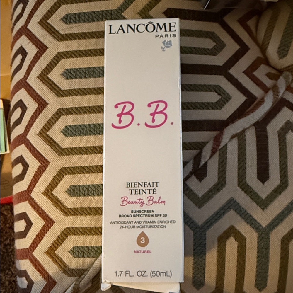 Lancôme Bienfait Teinté BB Cream - White & Pink Packaging